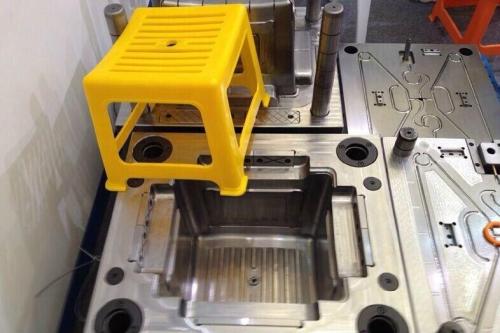 注塑模具加工中模具原理及組成要點有那些呢？